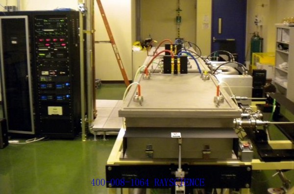 In-Line PECVD system for HIT junctions 用于制备高效异质结太阳电池的直线型等离子体化学气相沉积系统